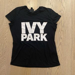 🖤Ivy Park Athletic Tee🖤